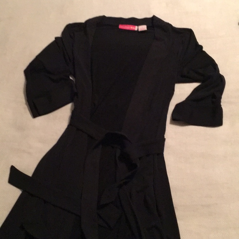 Liz Lange Maternity black robe size S